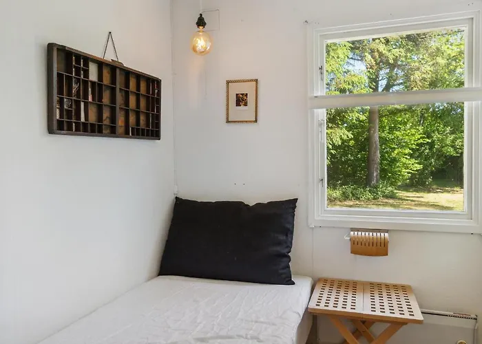 3 Bedroom Lovely In Σπίτι διακοπών *